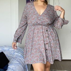 Floral dress with buttons
